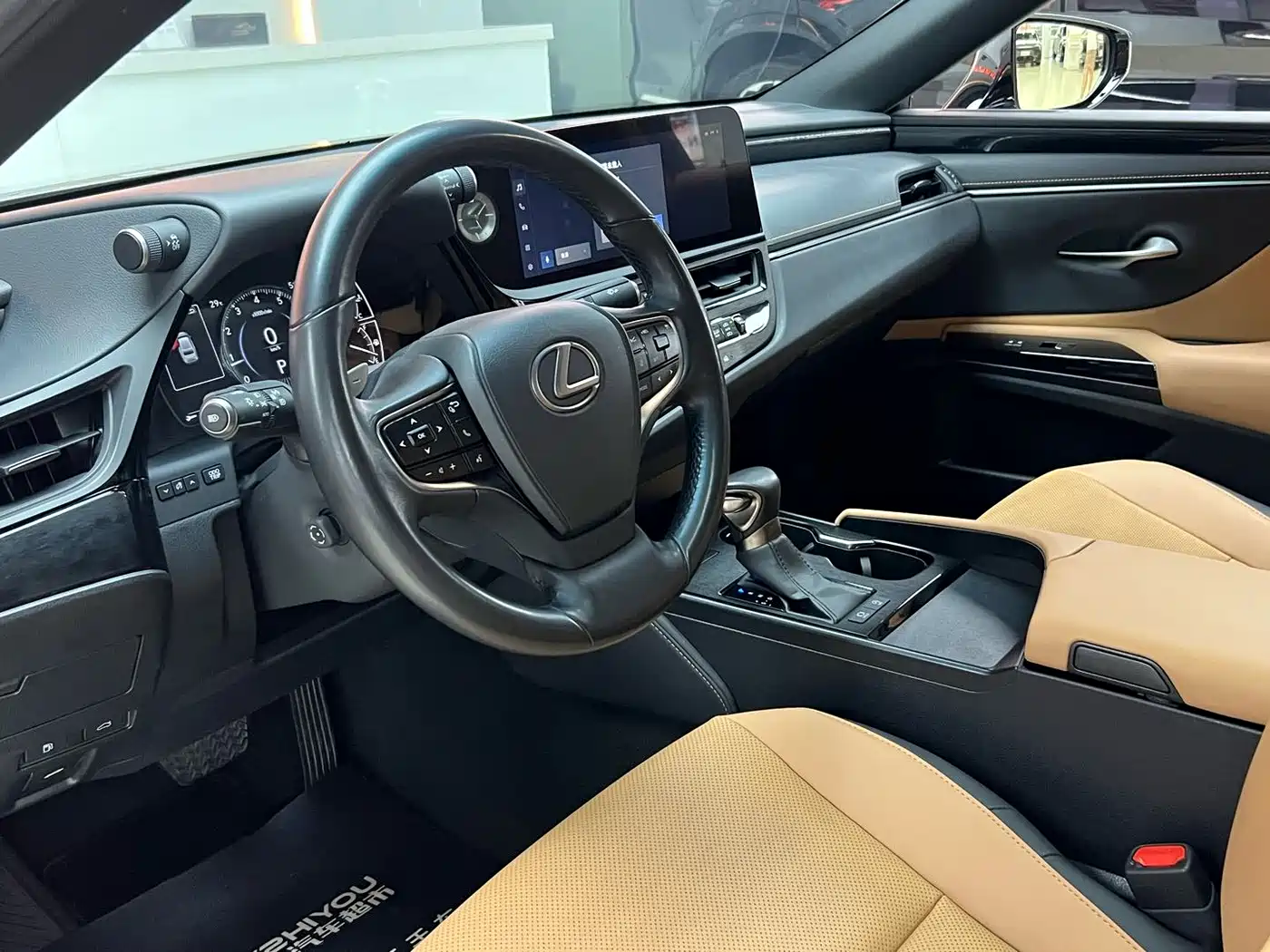Lexus ES 2022 260 Excellence Edition фото 8