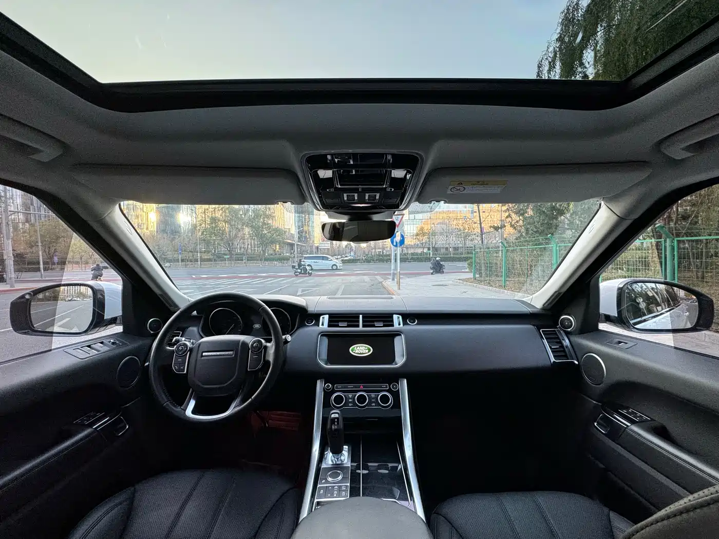 Land Rover Range Rover Sport 2017 3.0 SC V6 HSE фото 18