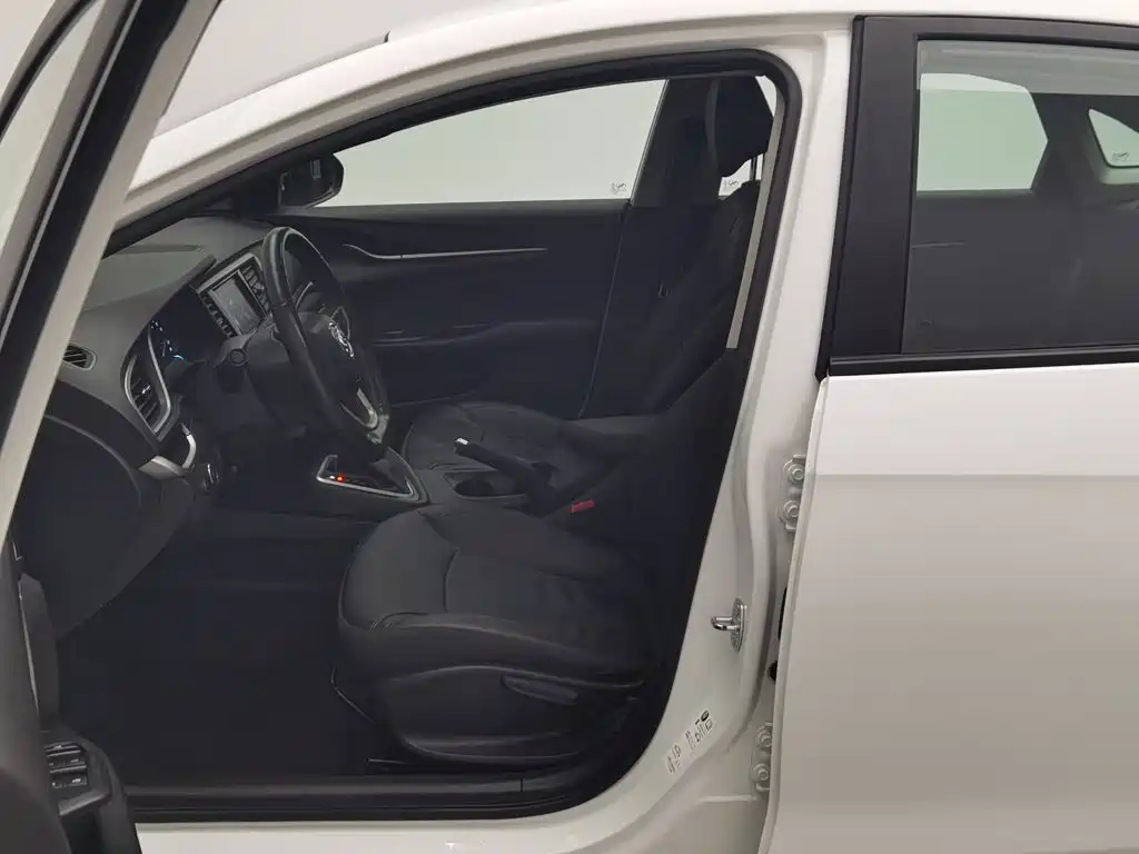 Фото 10 - Buick Excelle