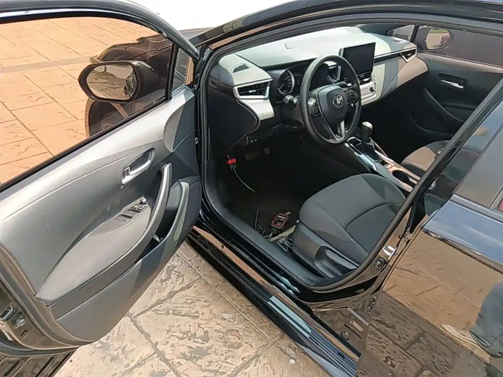 Toyota Levin 2019 185T CVT Luxury Edition China VI фото 16