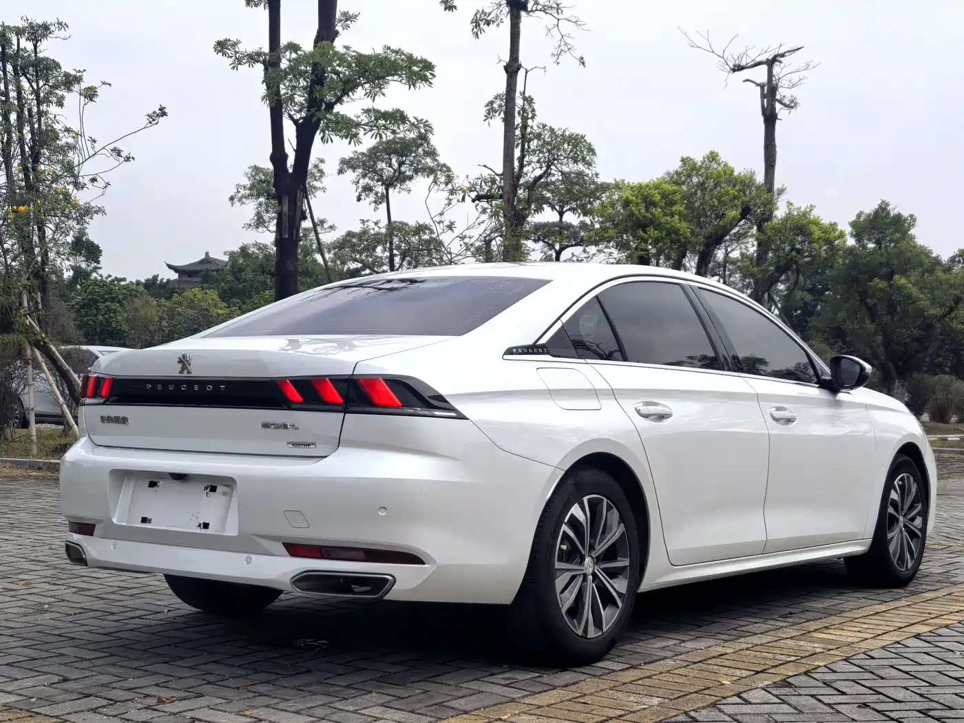 Peugeot 508 2019 508L 400THP PureTech Driving Control Edition China VI фото 4