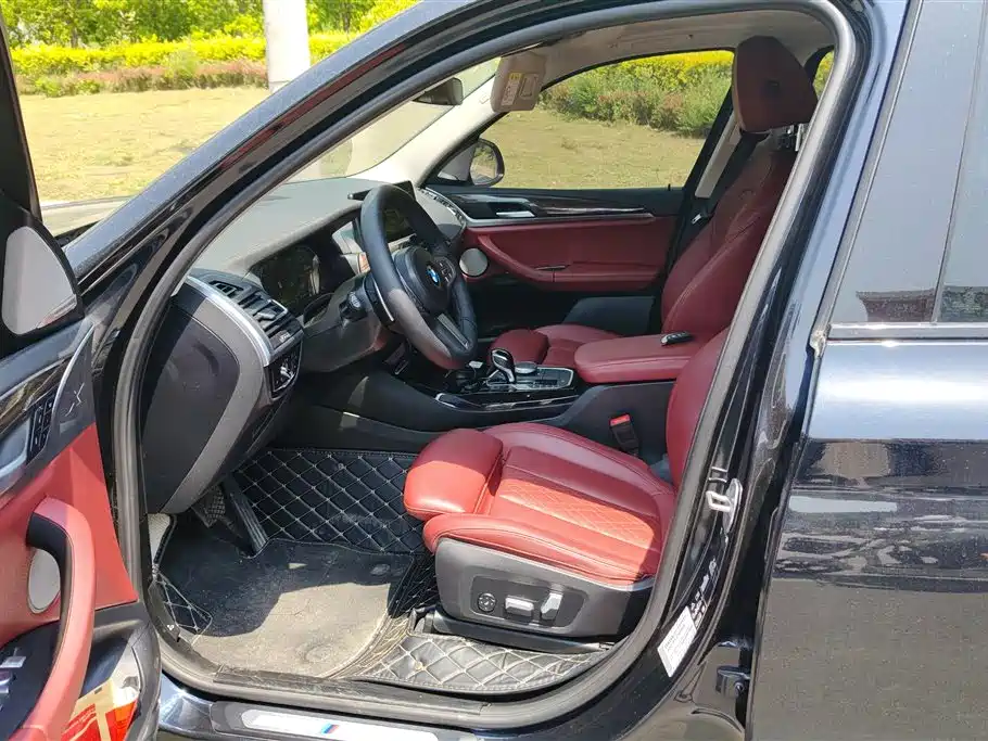 BMW X3 2022 Facelift xDrive30i Leading M Shadow Edition фото 9