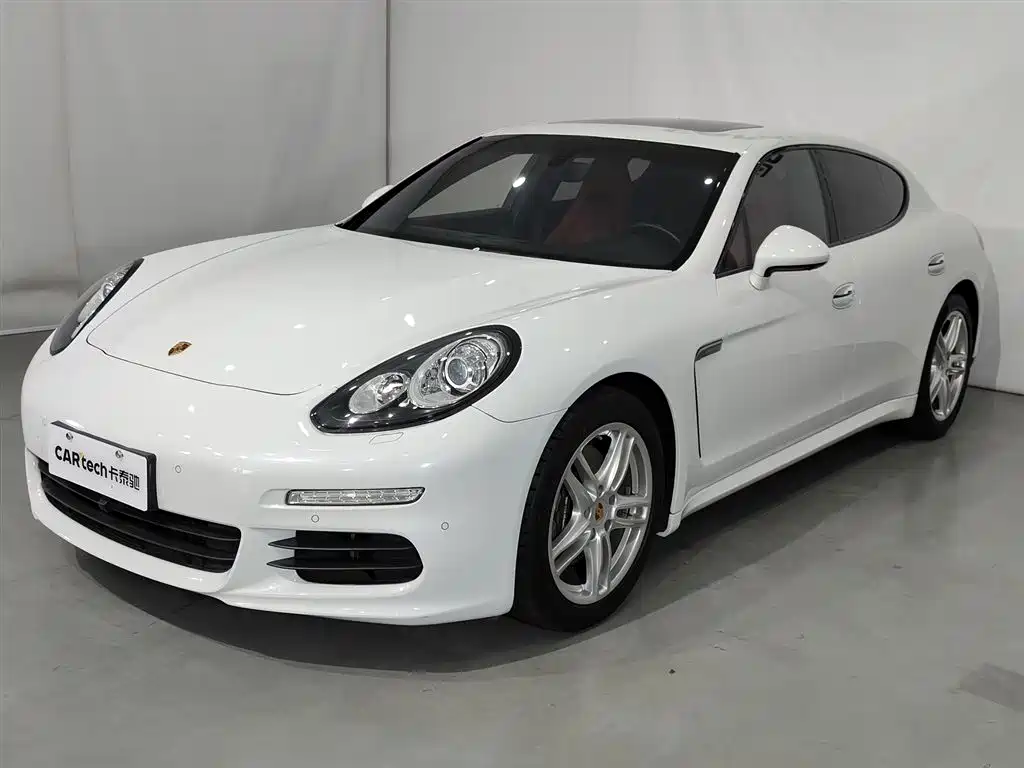 Porsche Panamera 2014 Panamera 4 3.0T фото 4