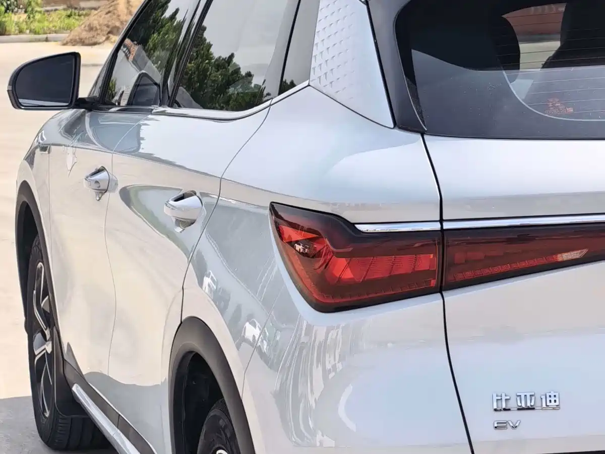 BYD Yuan PLUS 2022 510KM Premium фото 19