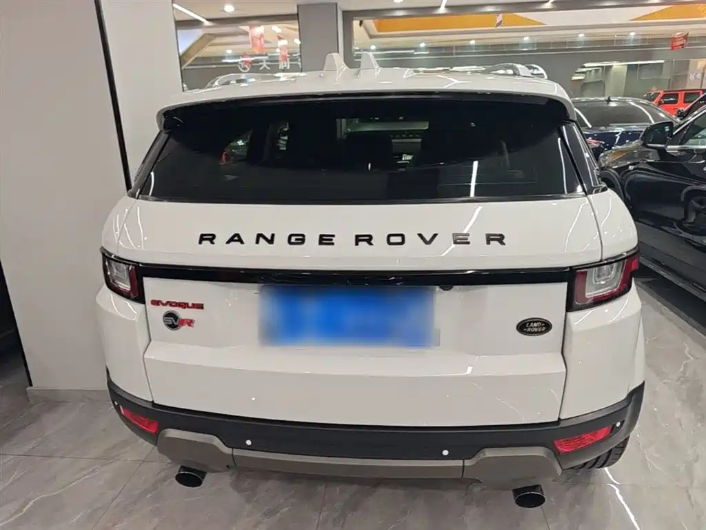 Land Rover Range Rover Evoque 2017 2.0T SE PLUS Smart Enjoy Edition фото 6