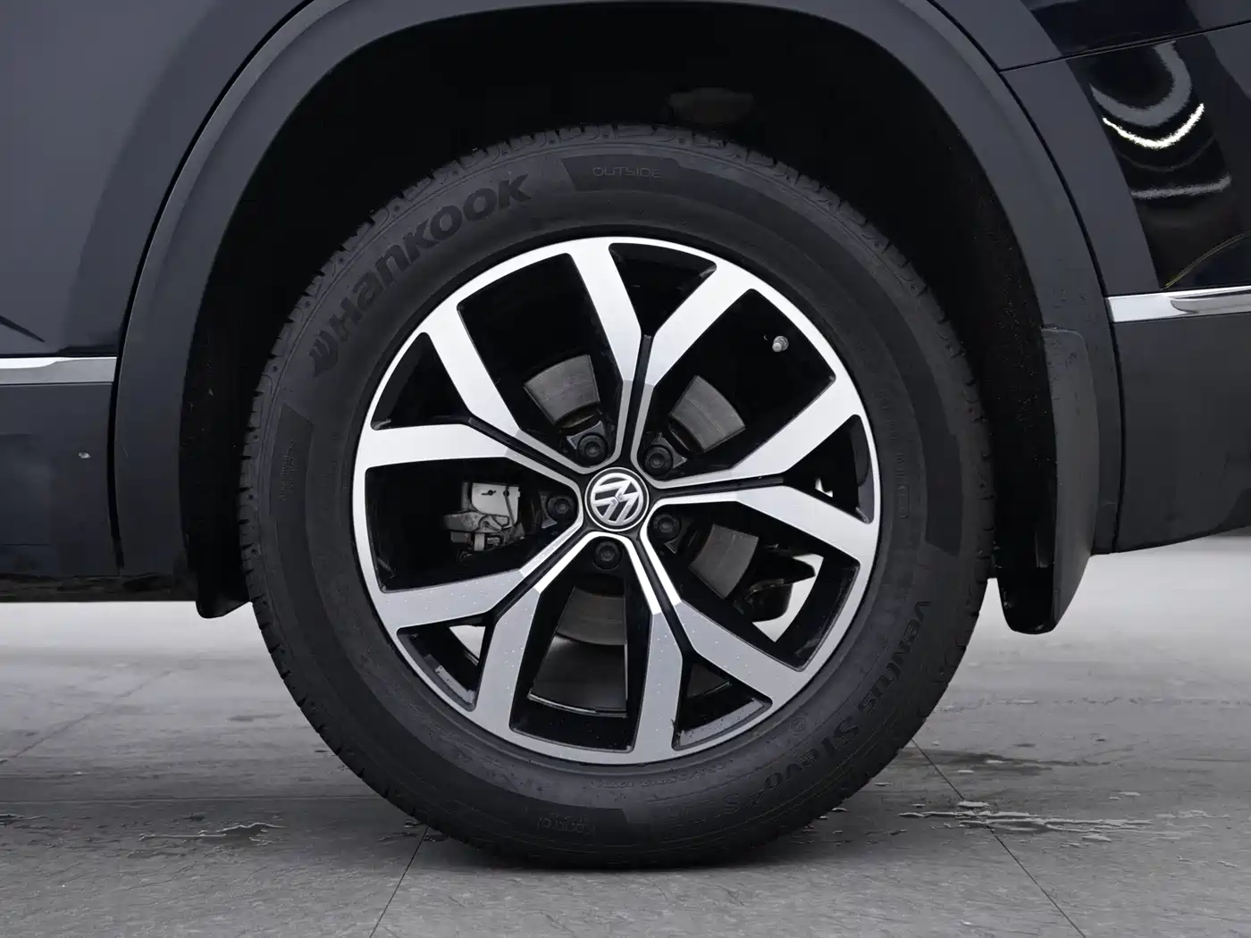 Volkswagen Teramont 2019 330TSI 2WD Luxury China VI фото 9