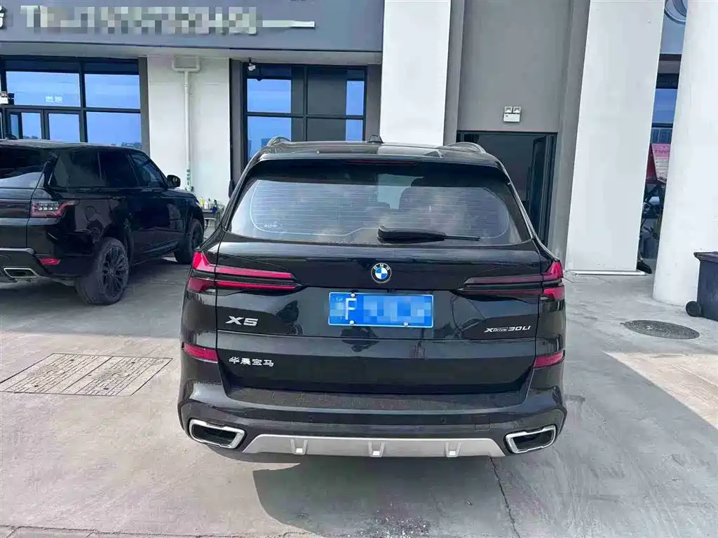 BMW X5 2023 xDrive 30Li Premium M Sport Package фото 3