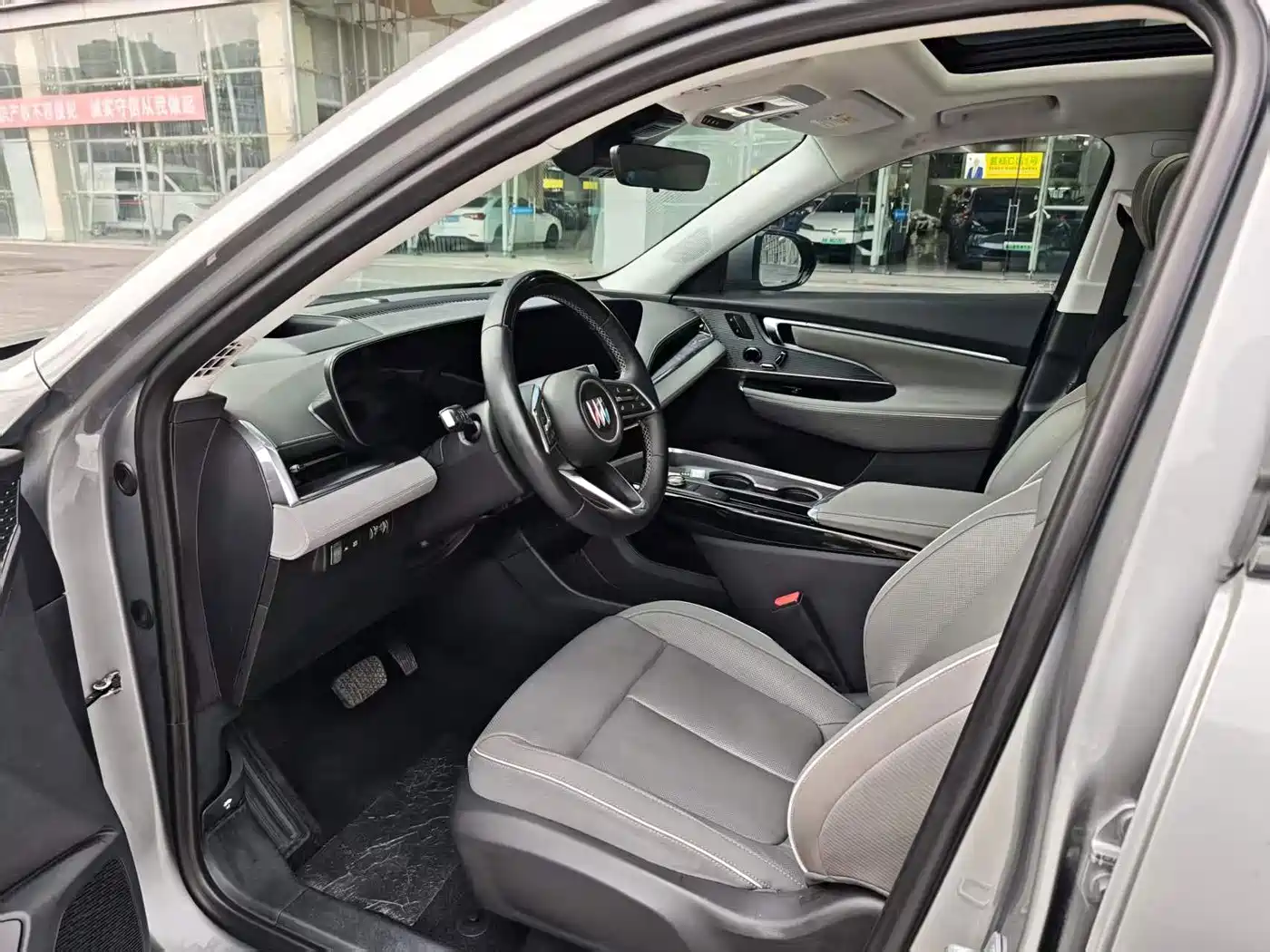 Buick E5 2023 2023 Premium Standard Range Edition