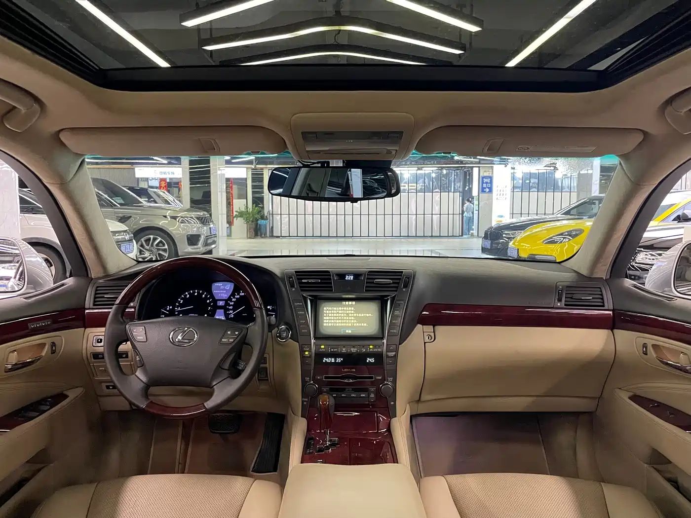 Lexus LS 2006 460L фото 11