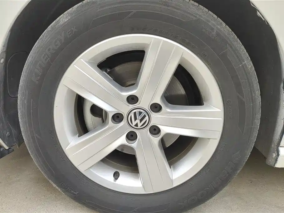 Volkswagen Lamando 2021 230TSI DSG Fashion Edition фото 6