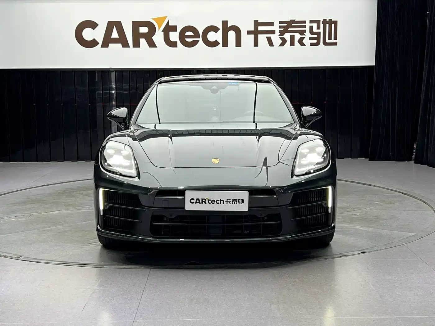 Porsche Panamera 2024 Panamera Executive Long Wheelbase 2.9T фото 3