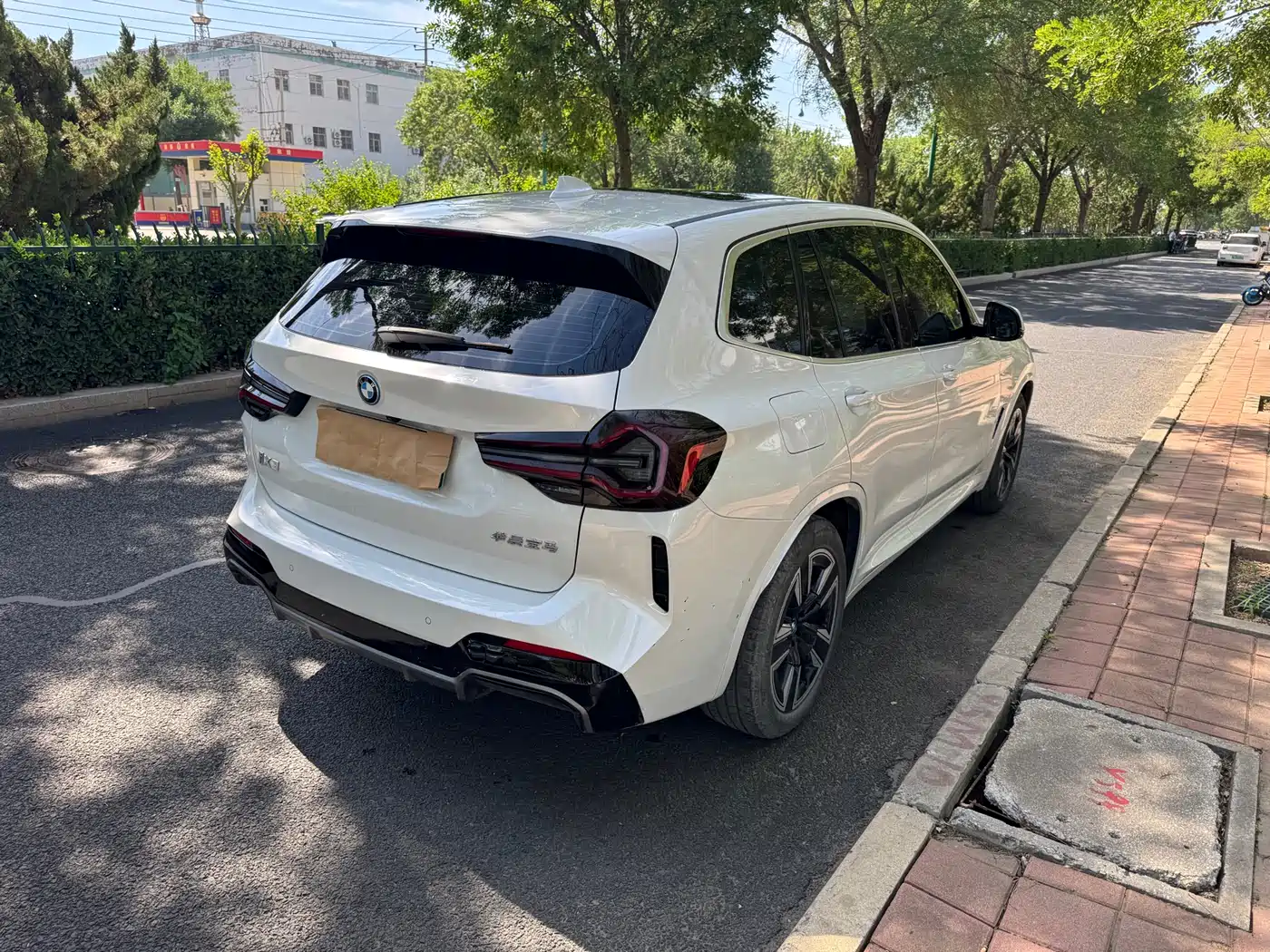 BMW iX3 2024 Leading Edition фото 10