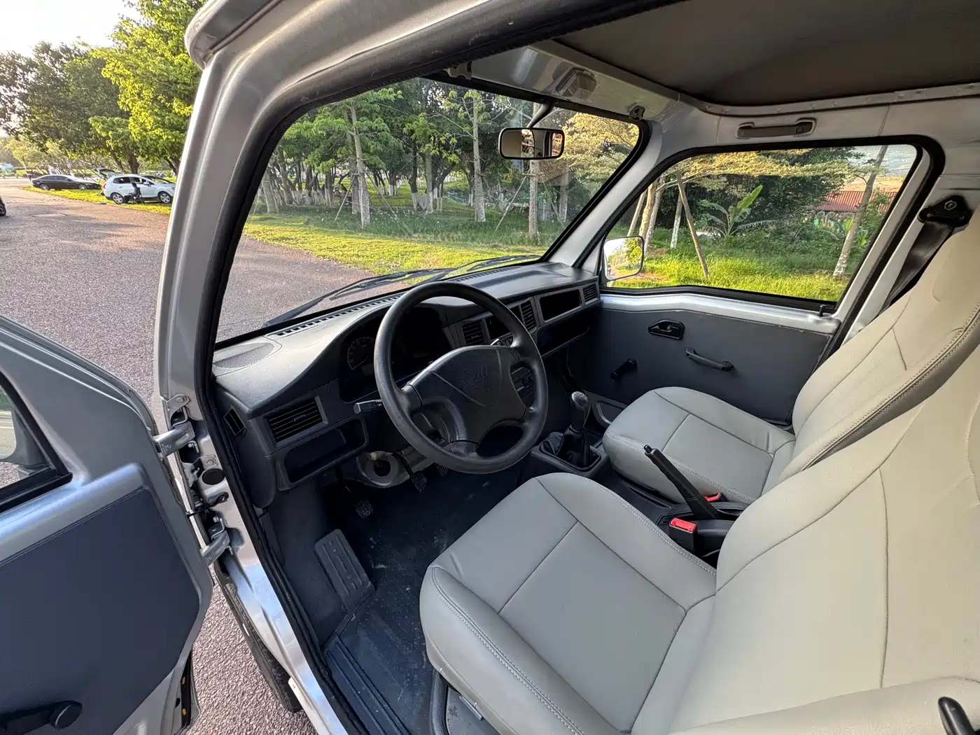 Wuling Motors Wuling Zhiguang 2020 2020 1.2L Utility China VI LSI