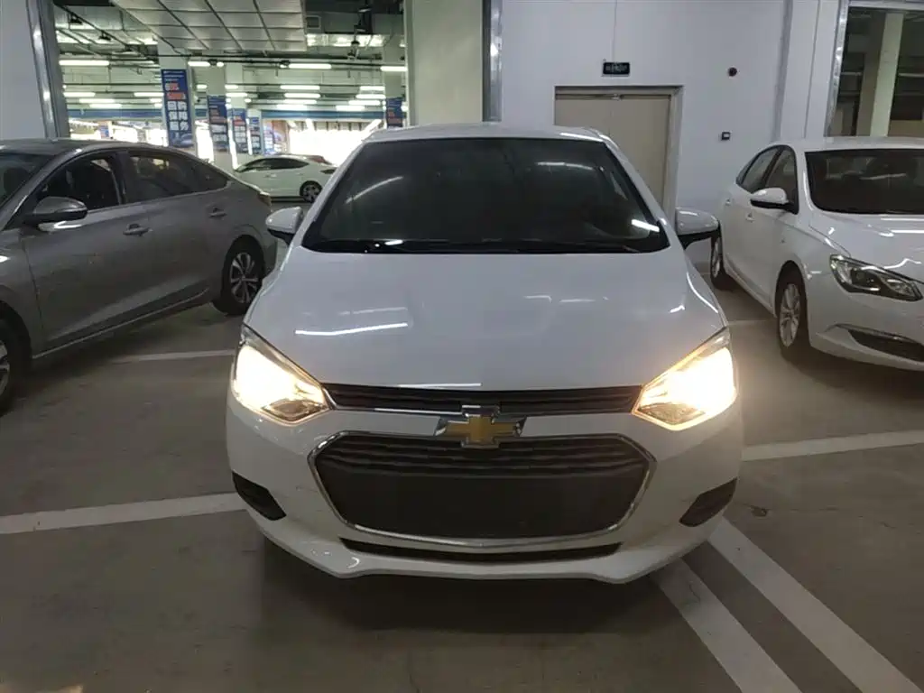 Chevrolet Lova RV 2016 1.5L Automatic Easy-Ride фото 3