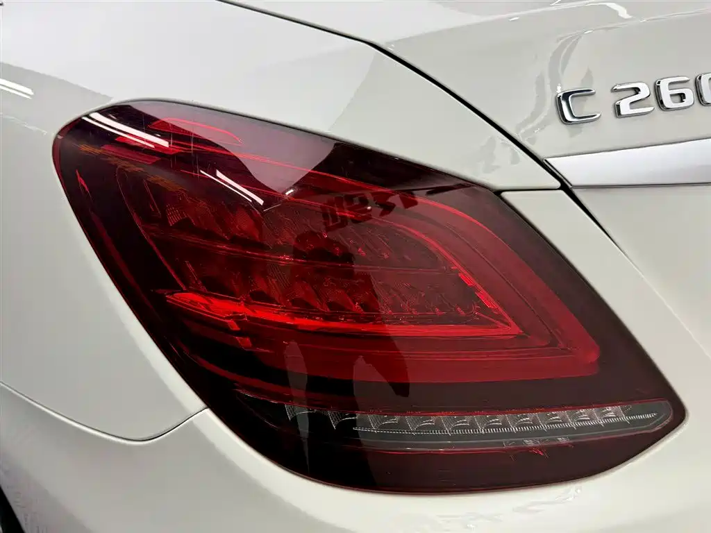Mercedes-Benz C-Class 2020 Facelift C 260 L Sport фото 6