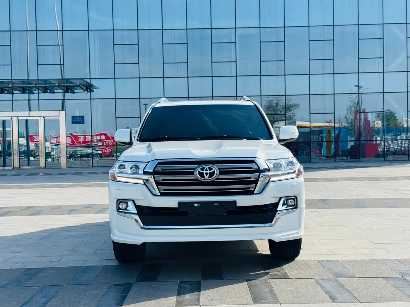 Toyota Land Cruiser (Import) фото 2