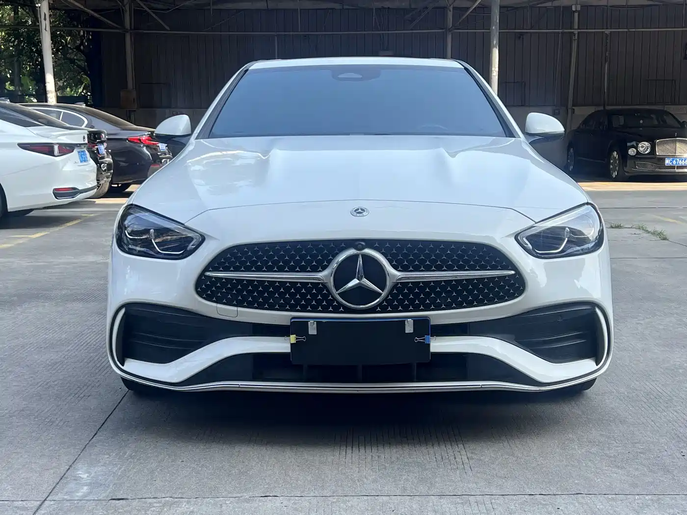 Mercedes-Benz C-Class 2025 C 200 L Sport Edition фото 2