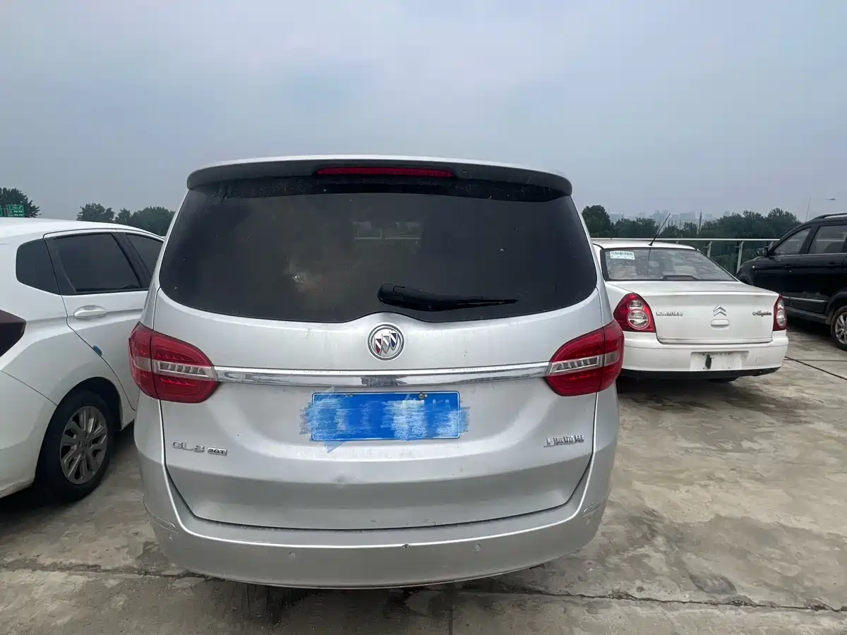 Buick GL8 2018 28T Comfort China VI фото 9