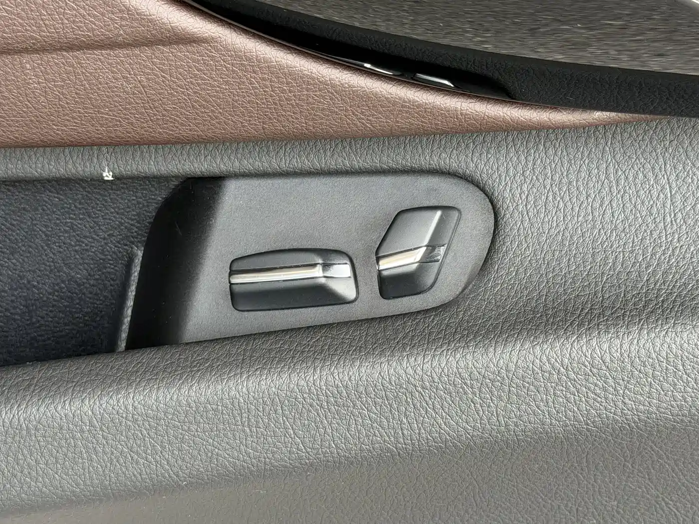 BMW 3 Series 2018 320Li Fashion Style фото 10