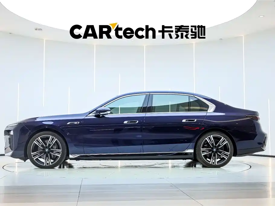 BMW i7 2023 Model xDrive60L M Sport Package фото 7