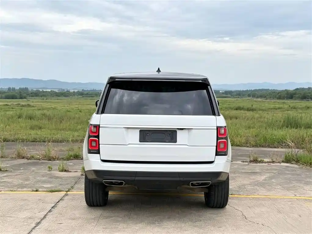 Land Rover Range Rover 2018 3.0 SC V6 Vogue SE Genesis Extended Edition фото 5