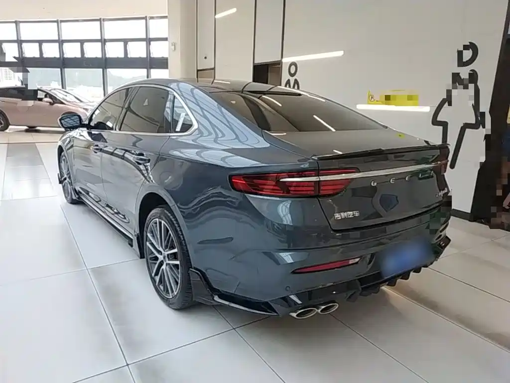 Фото 5 - Geely Preface