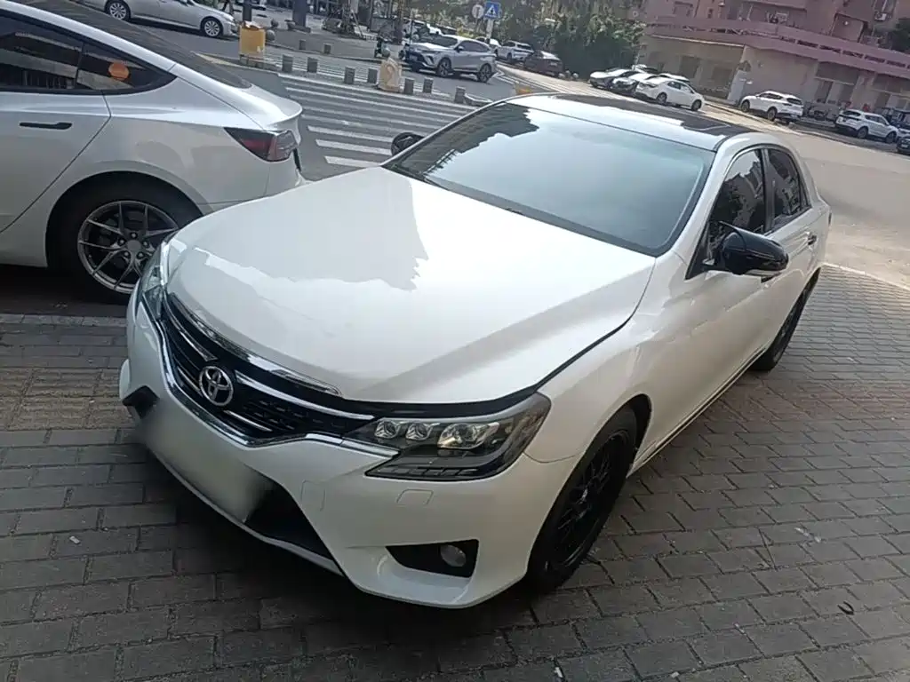 Toyota Reiz 2016 2013 2.5V Premium Edition