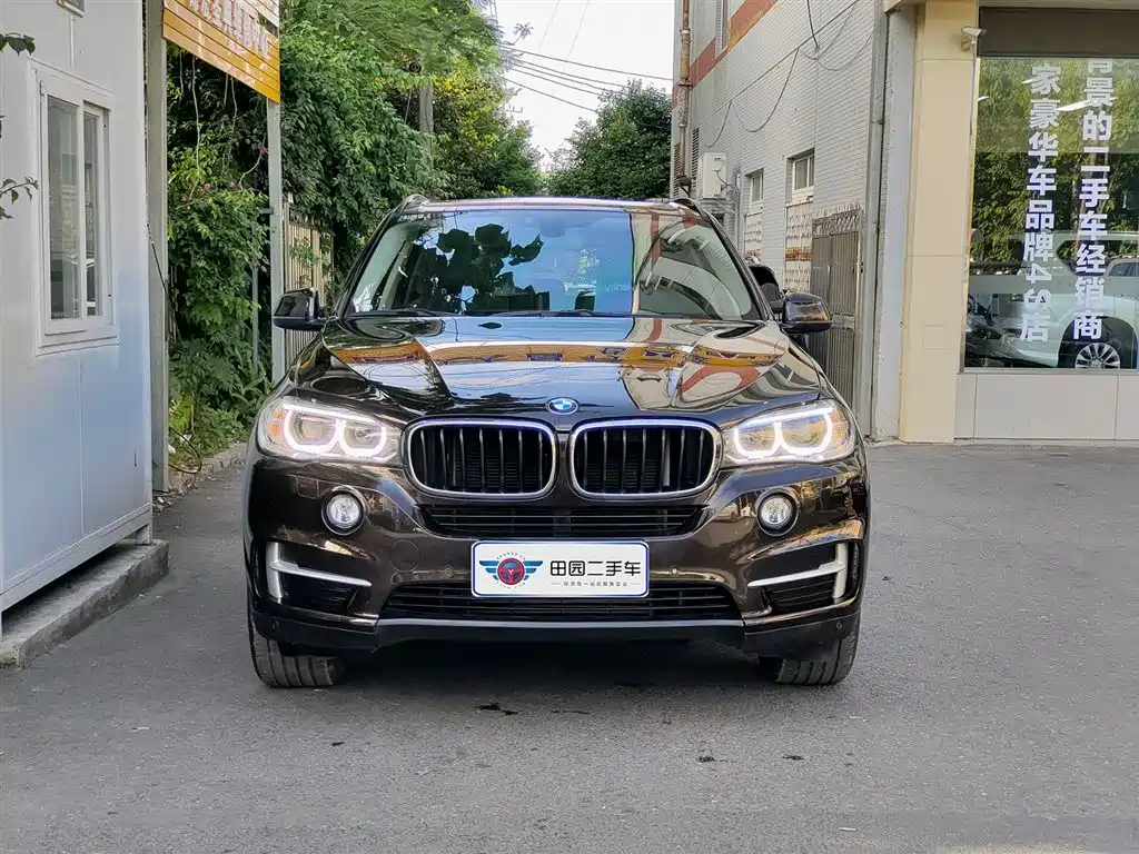 BMW X5 (Import) 2015 xDrive28i фото 2