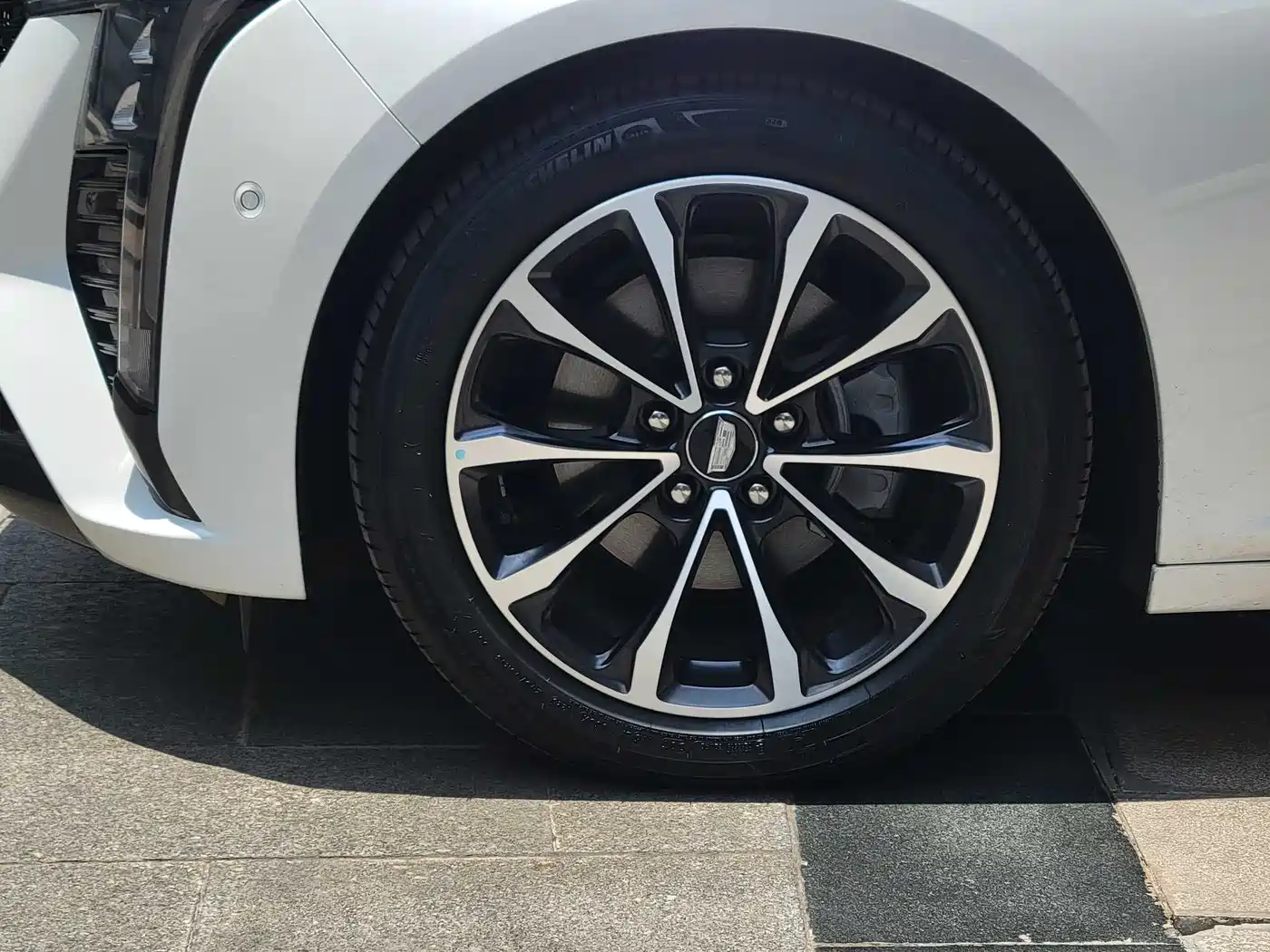 Cadillac CT5 2025 Model 28T Urban Sport Edition фото 23