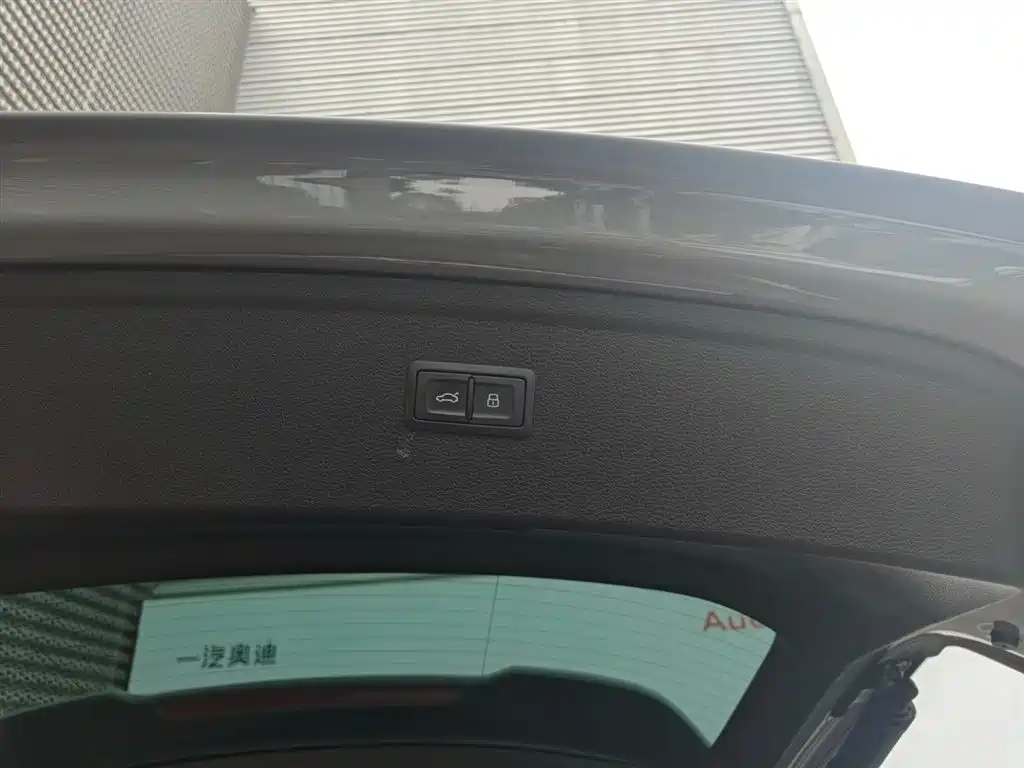Audi SQ5 2021 3.0 TFSI quattro фото 17