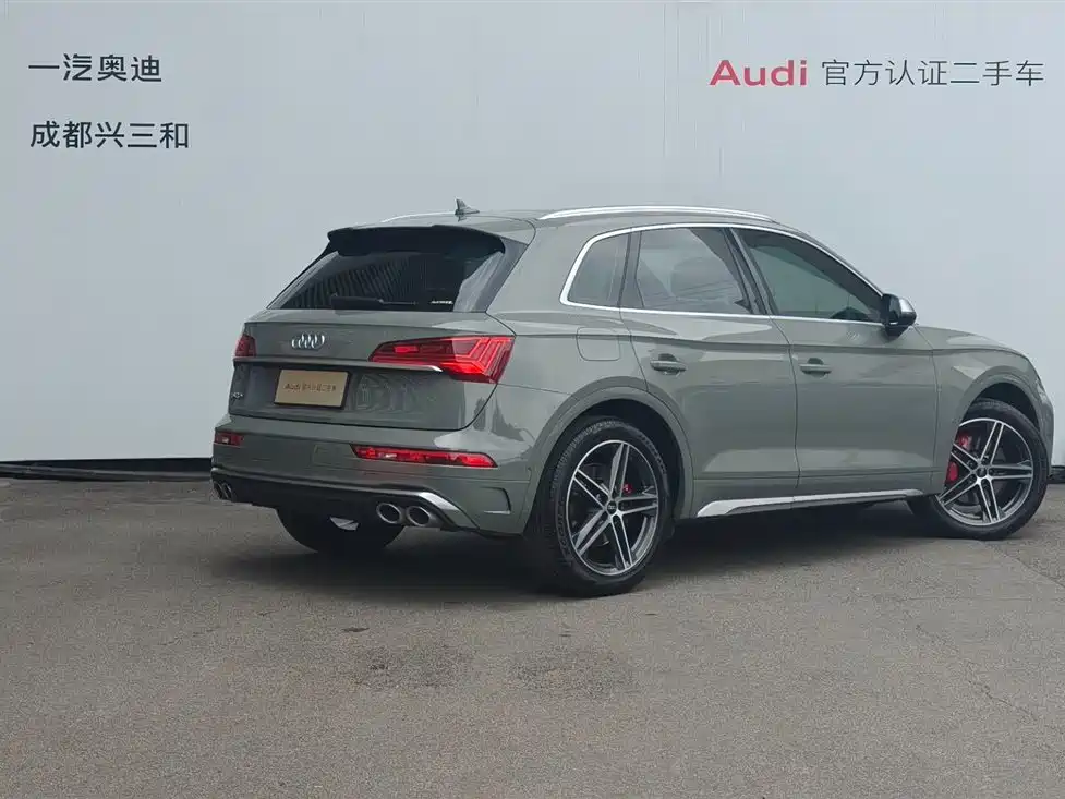 Audi SQ5 2021 3.0 TFSI quattro фото 4