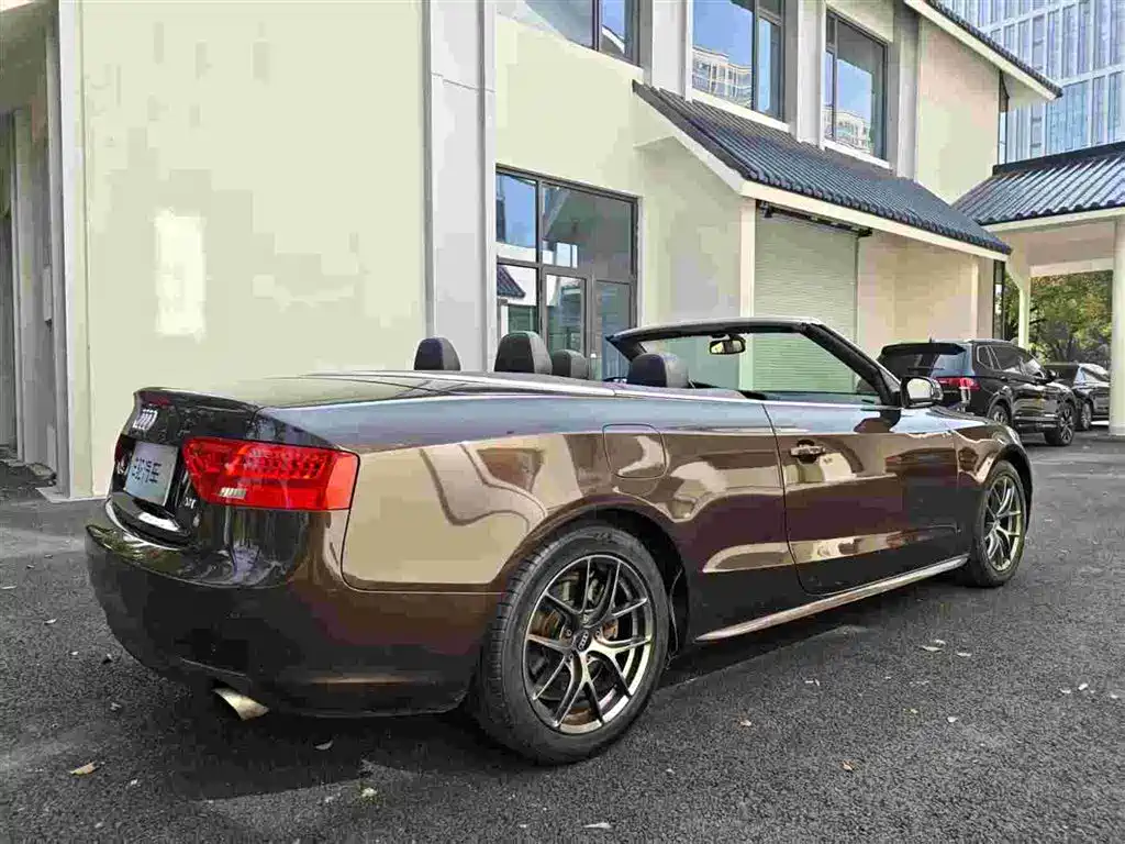 Audi A5 (Import) 2012 2.0TFSI Cabriolet фото 5