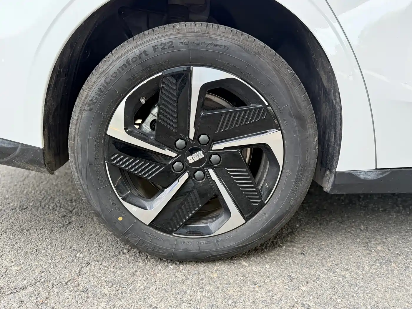 Geely Galaxy Galaxy L6 2025 2025 EM-i 140km Explorer+ Edition