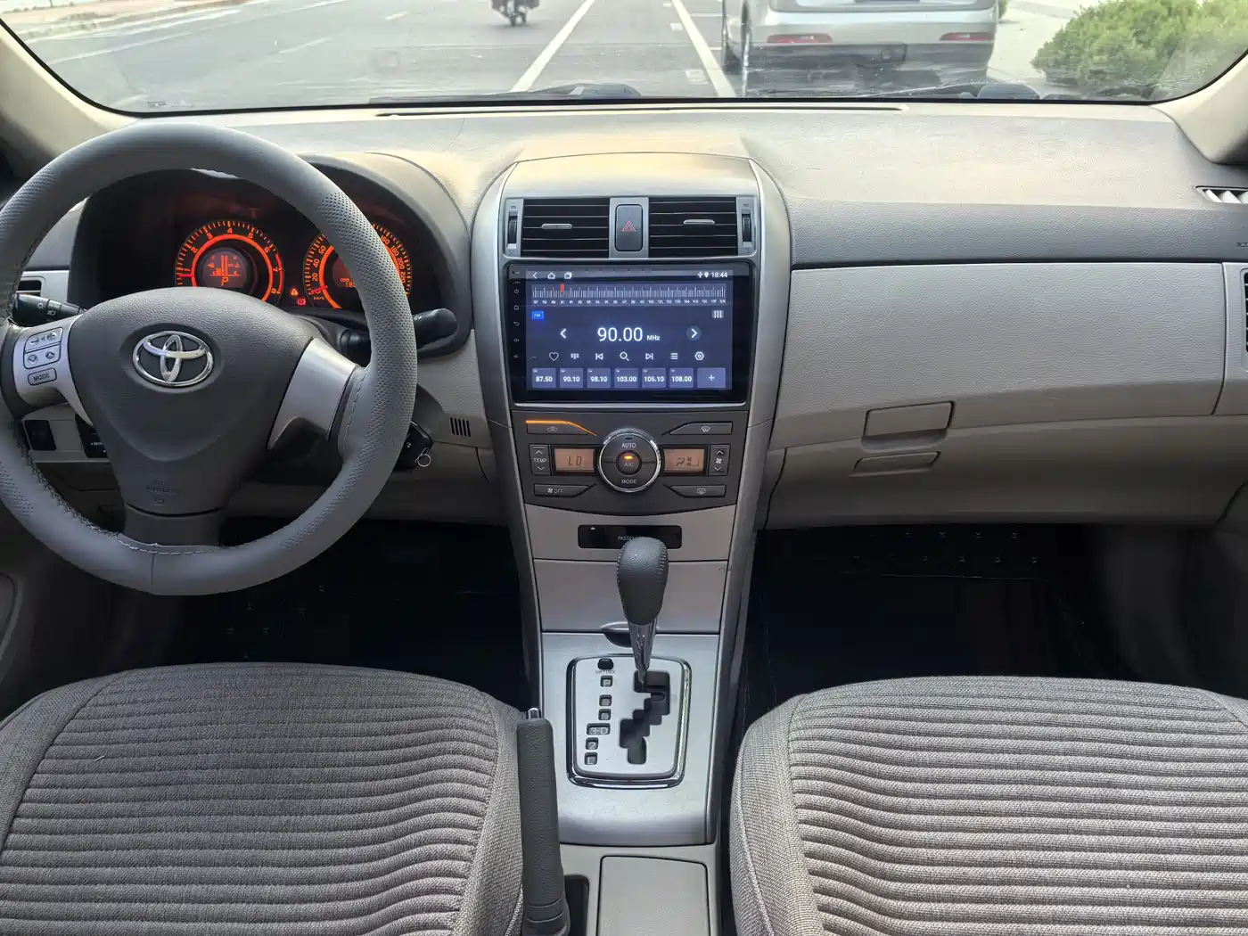 Toyota Corolla 2009 1.8L Automatic GLX-i Special Anniversary Edition фото 9