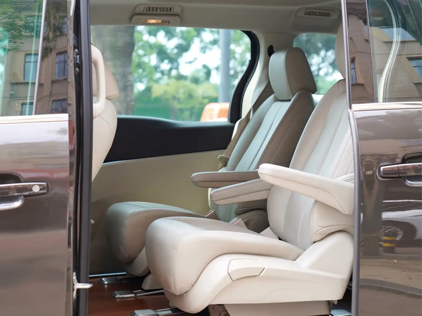 Buick GL8 2022 Land Business Class 652T Luxury фото 8