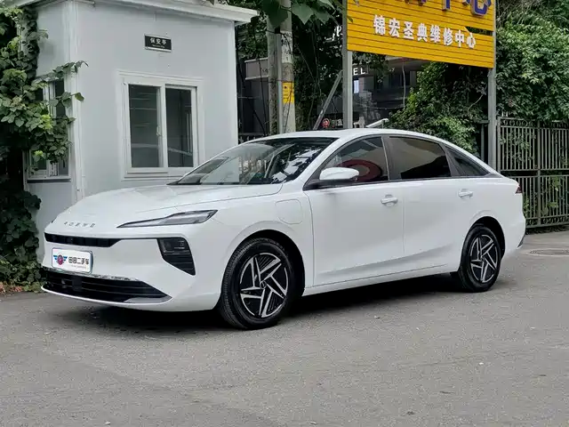 Roewe Roewe D6 2025 Model 450km Premium Edition