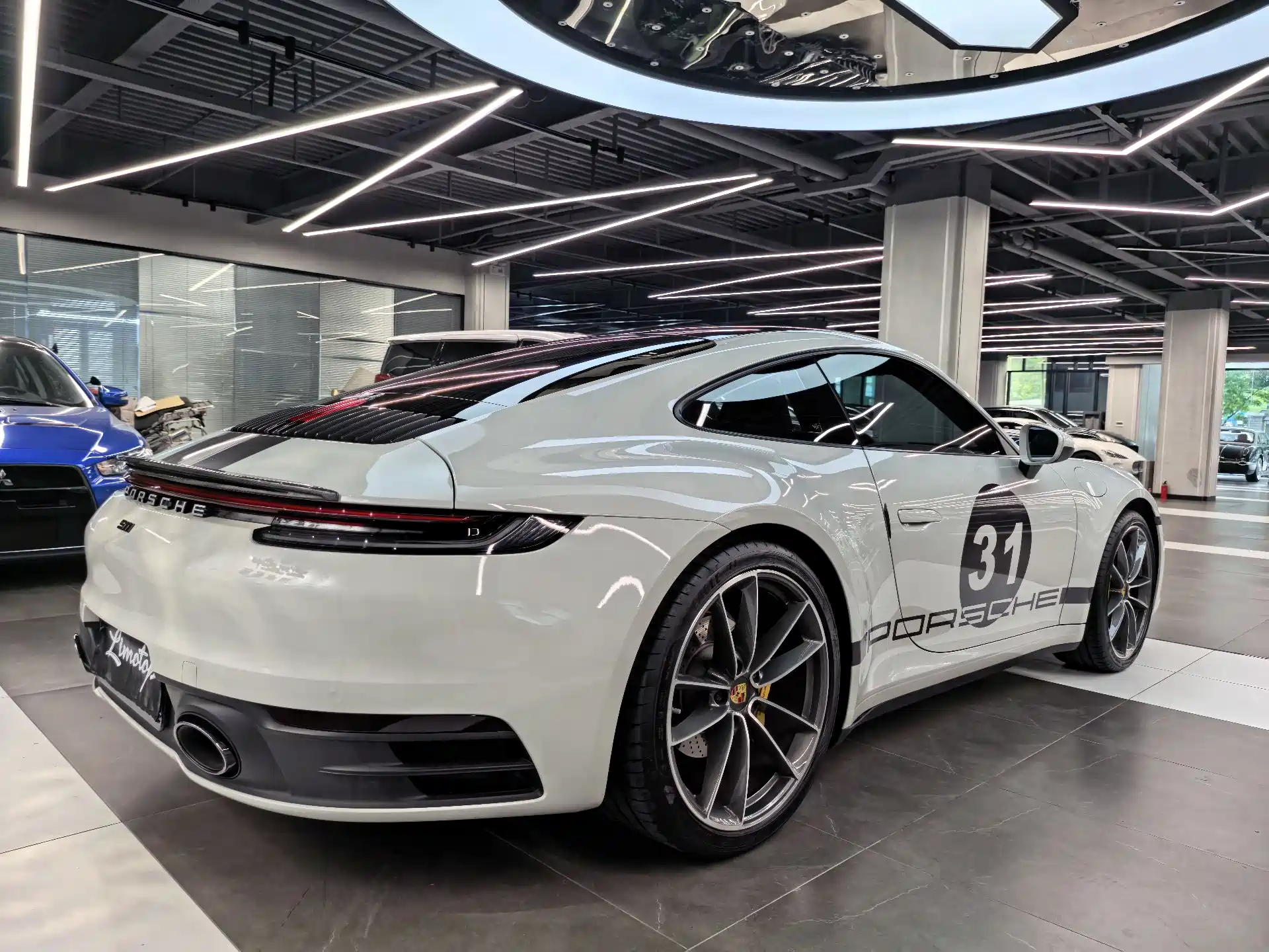 Фото 8 - Porsche 911