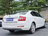Photo 6 - Škoda Octavia