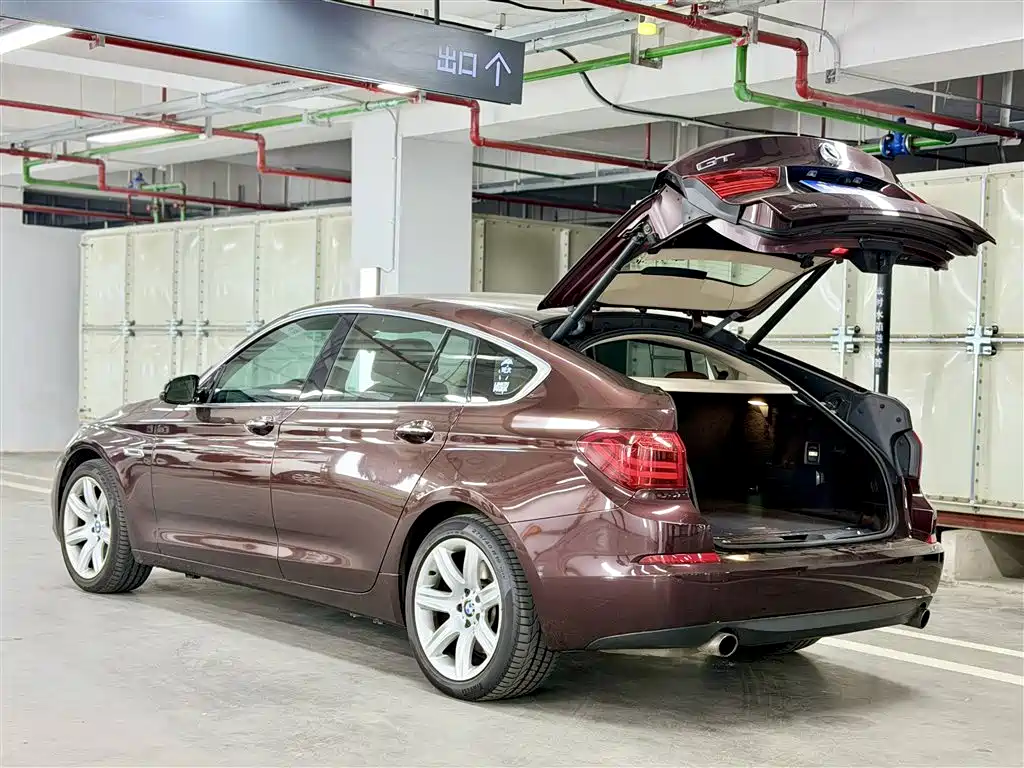BMW 5 Series GT 2015 535i xDrive фото 6