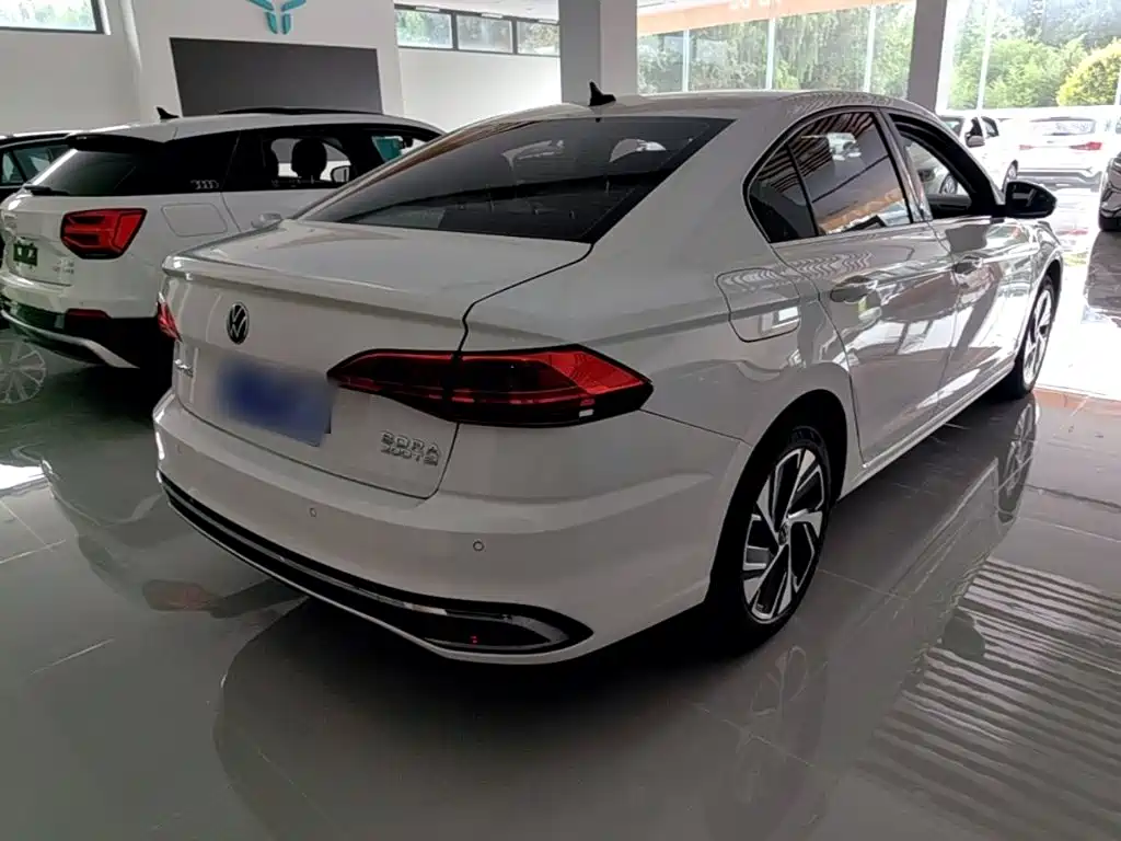Photo 7 - Volkswagen Bora
