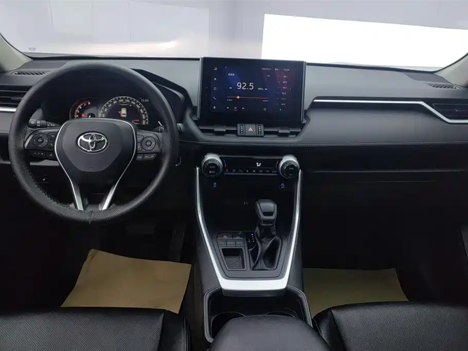 Toyota RAV4 Rongfang 2022 2.0L CVT 2WD Trend Plus Edition фото 12