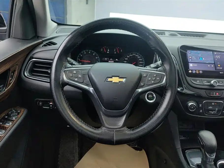 Chevrolet Equinox 2022 535T Galloping Edition фото 15