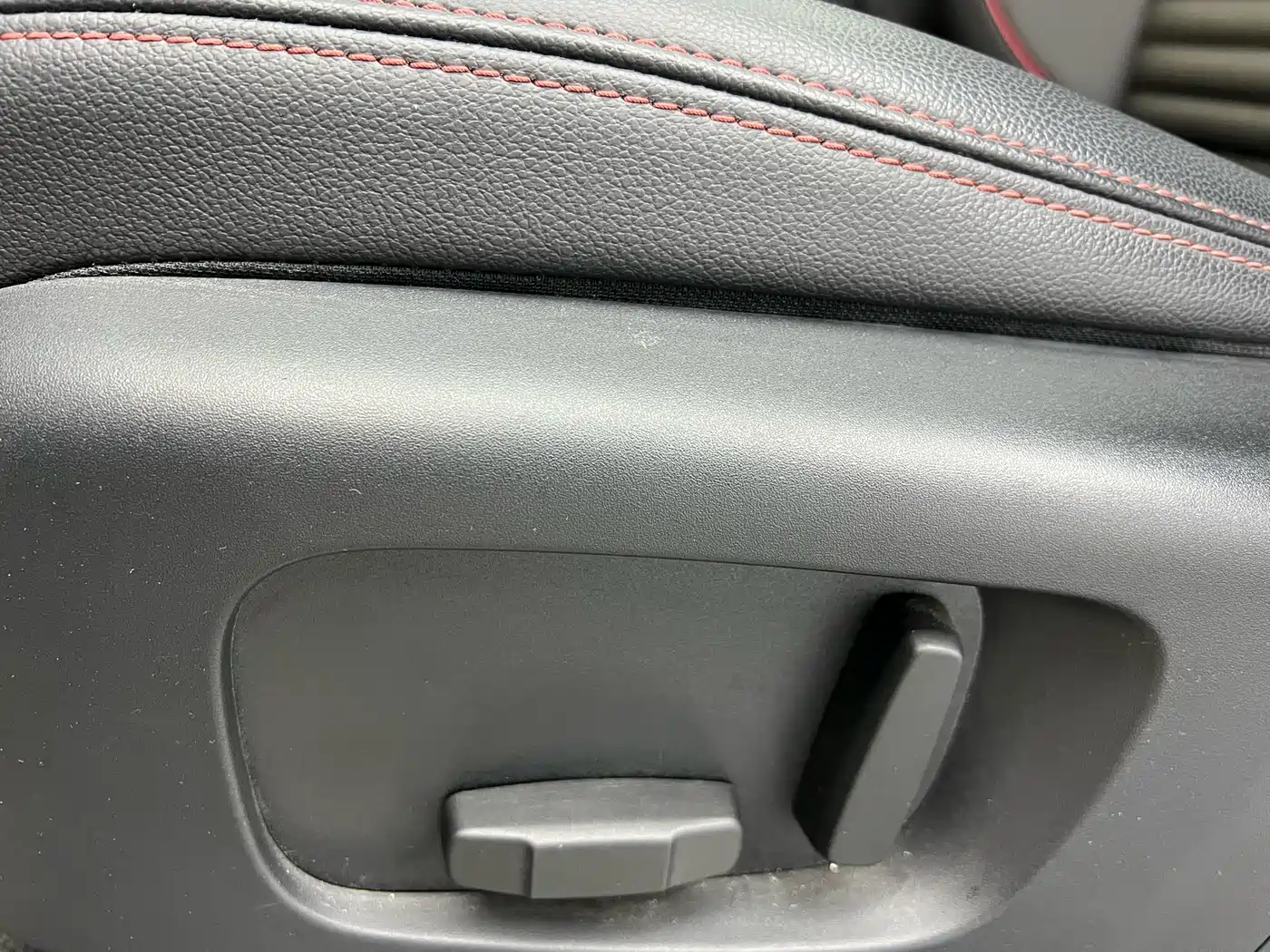 LAND ROVER DISCOVER SPORTS