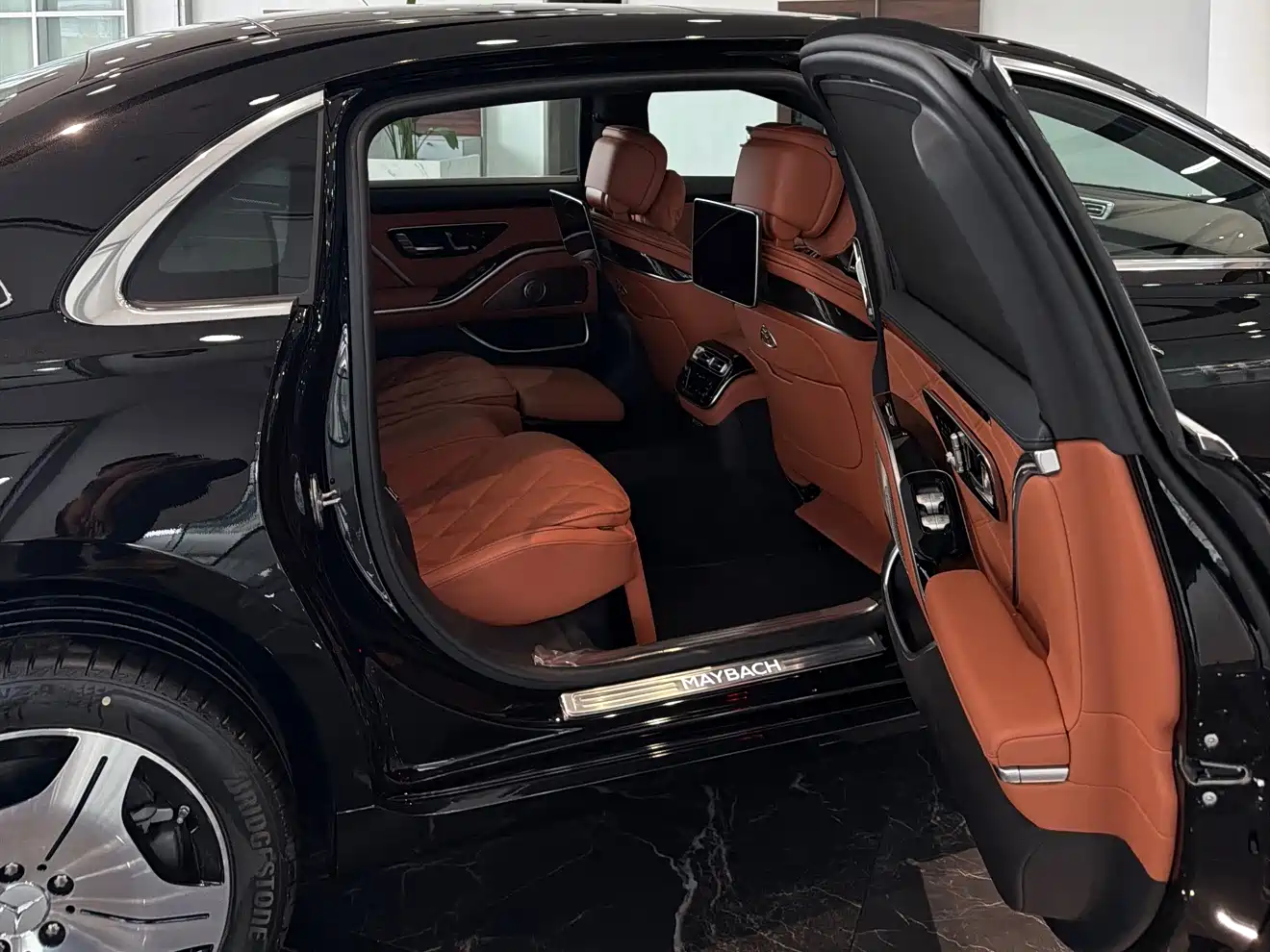 Mercedes-Benz Maybach S-Class 2026 S 480 4MATIC фото 8