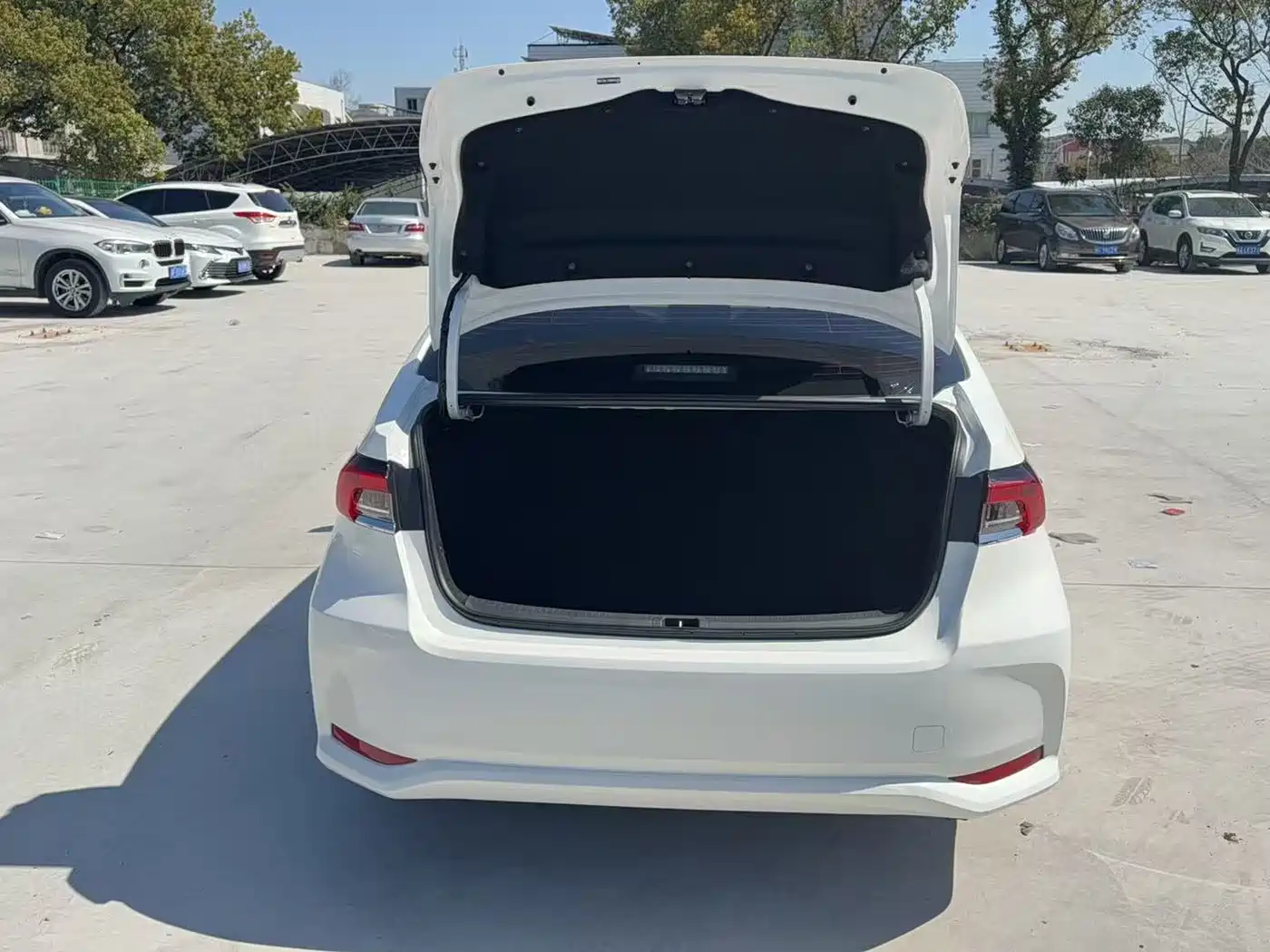 Toyota Corolla 2021 TNGA 1.5L CVT Pioneer Edition фото 5