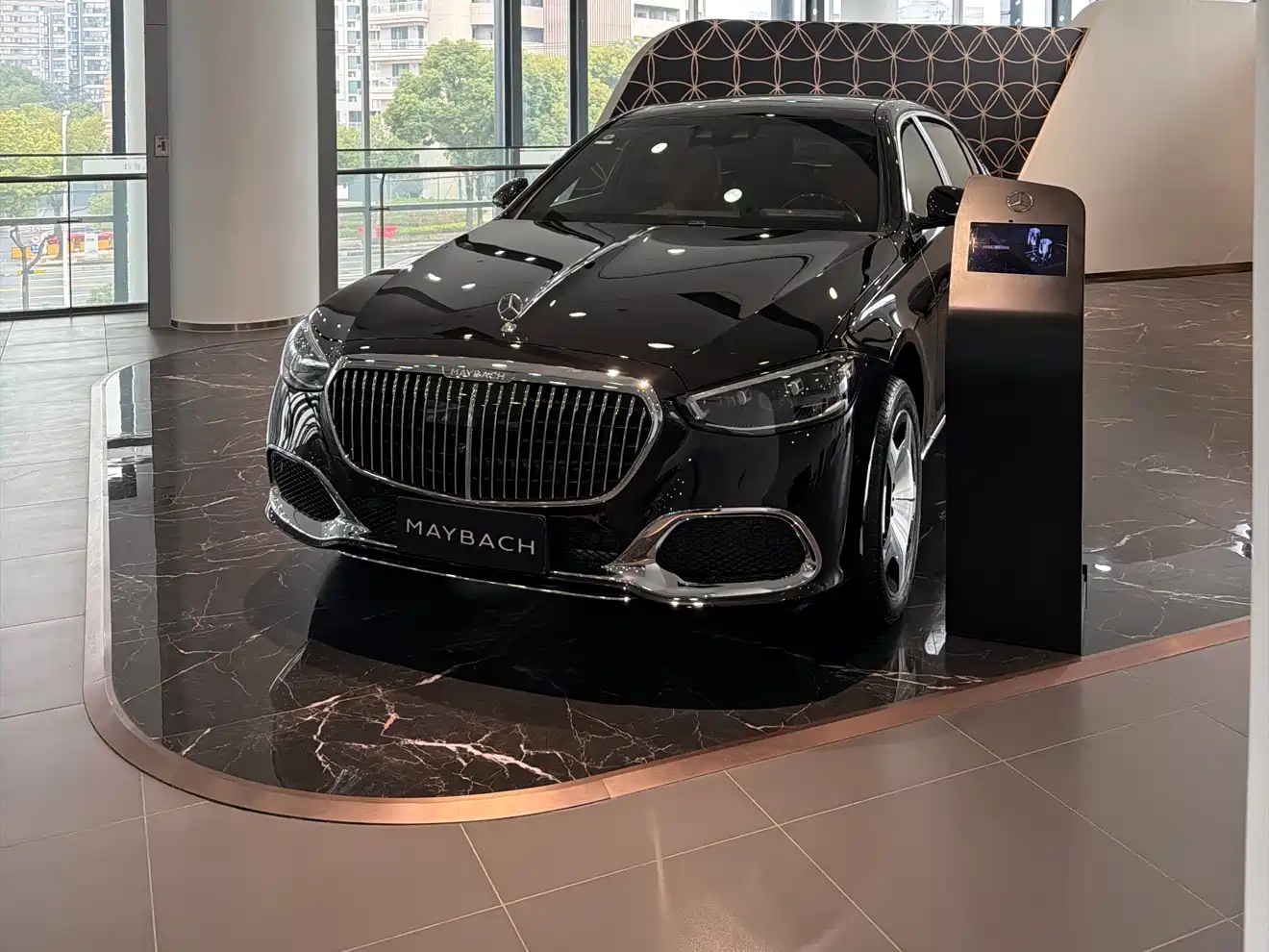 Mercedes-Benz Maybach S-Class 2026 S 480 4MATIC фото 11