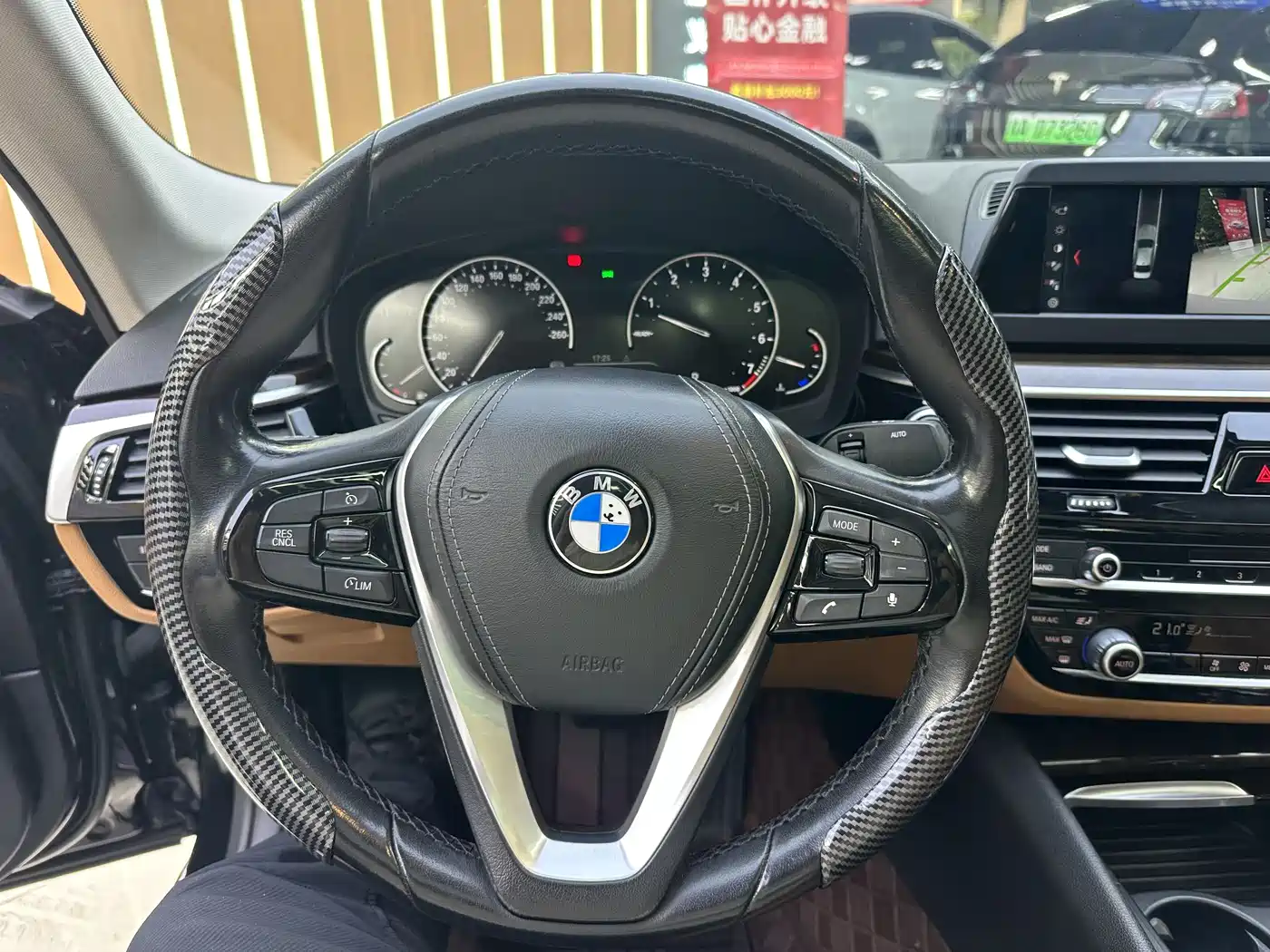BMW 5 Series 2018 528Li Launch Special Edition фото 8