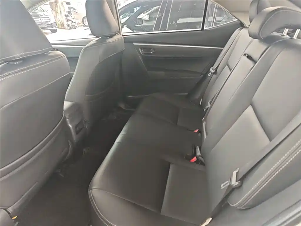 Toyota Corolla 2017 Facelift 1.2T S-CVT GL-i фото 13