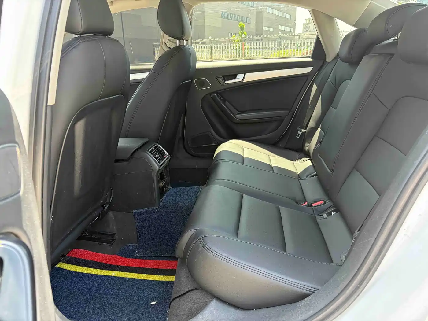 Audi A4L 2015 35 TFSI Auto Standard фото 6