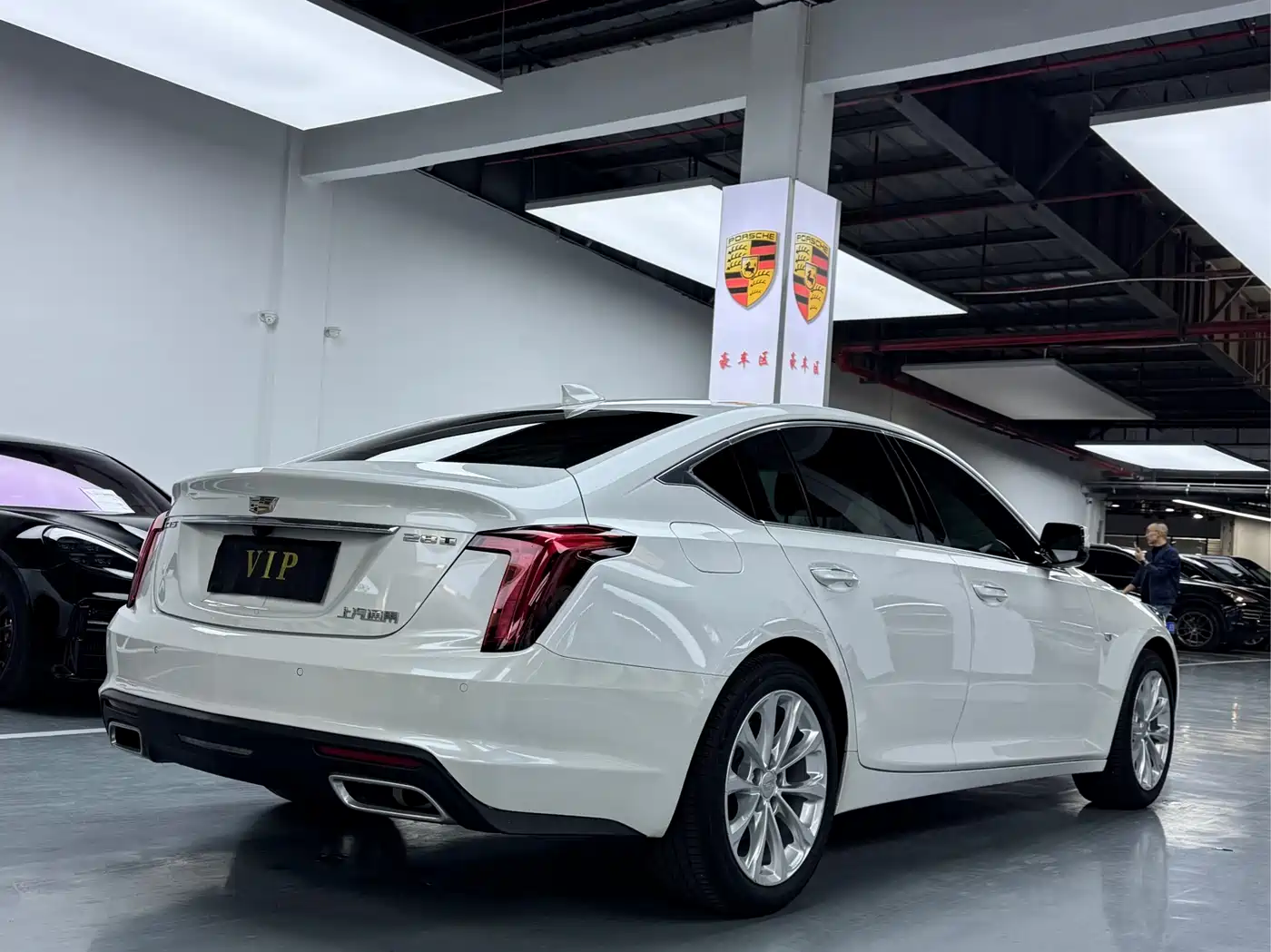 Cadillac CT5 2023 28T Luxury Style (Standard Edition) фото 19